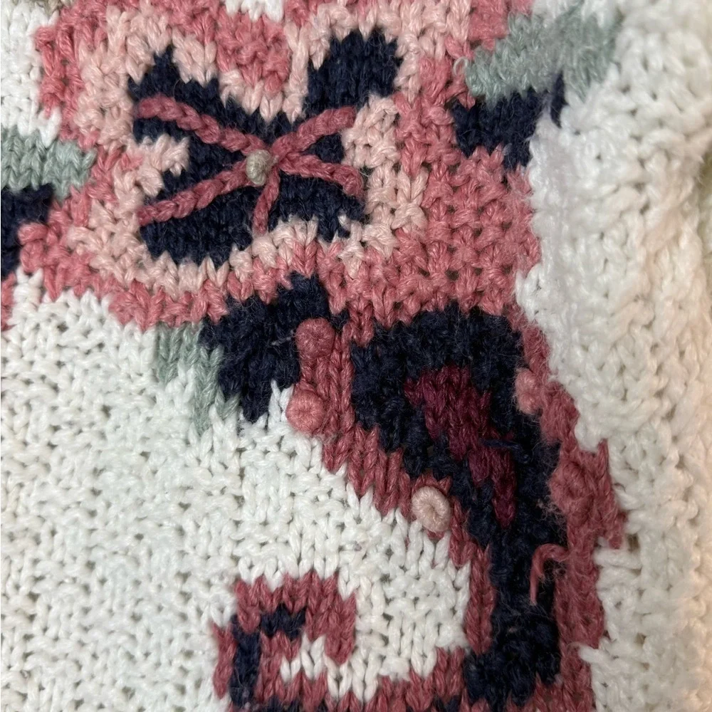 Carolina Colours Vintage Floral Knit Sweater White Black Pink Embroidered Retro